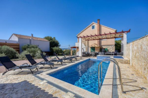 Coastal Paradise Villa with Pool - Happy Rentals